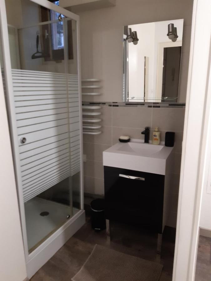 Sainte-Savine Joli Appartement T2 Agglo Troyes מראה חיצוני תמונה